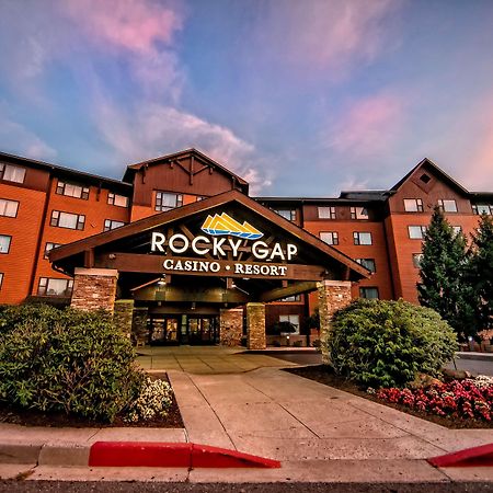 Rocky Gap Casino Resort Flintstone エクステリア 写真