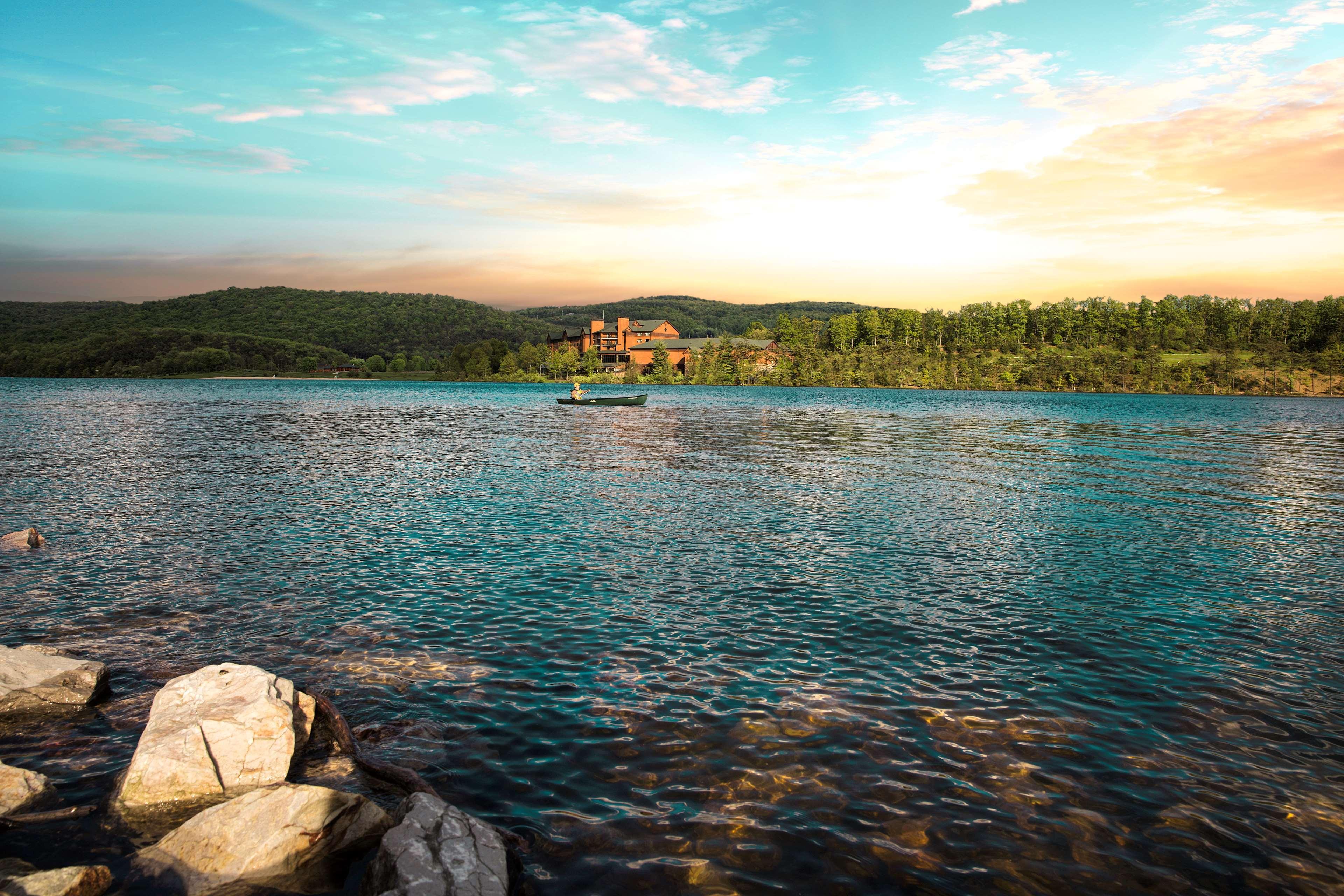 Rocky Gap Casino Resort Flintstone エクステリア 写真