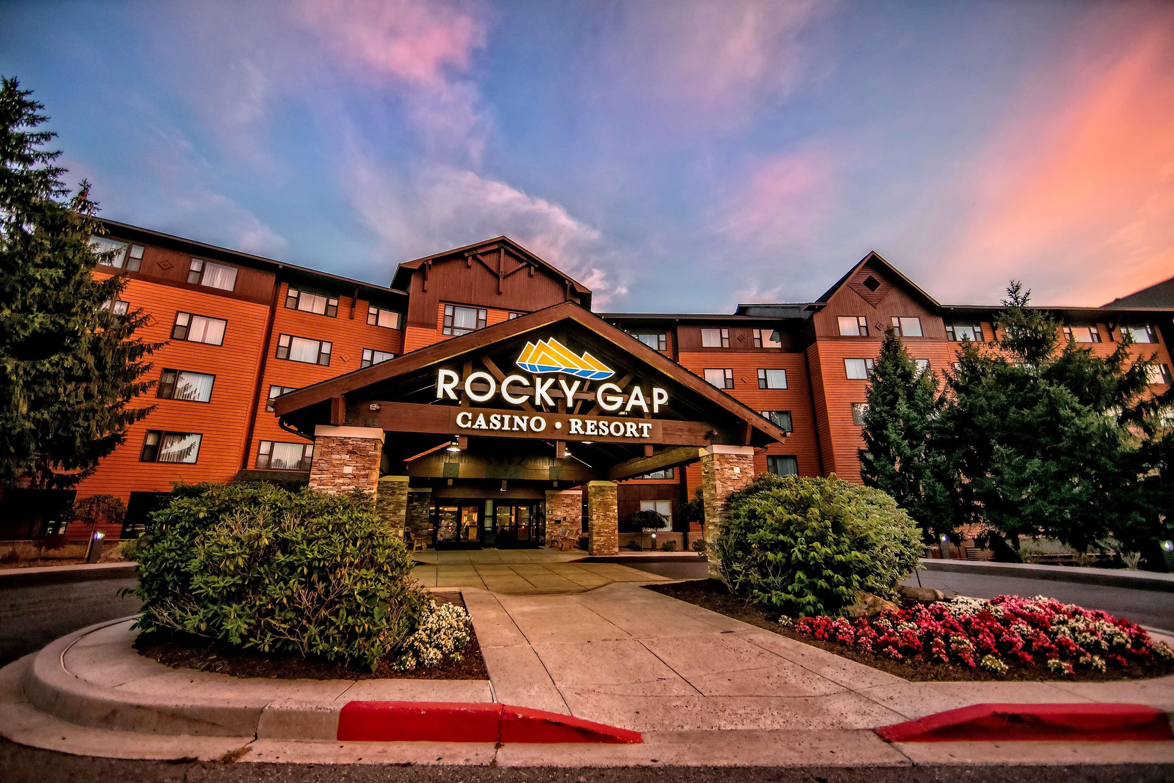 Rocky Gap Casino Resort Flintstone エクステリア 写真